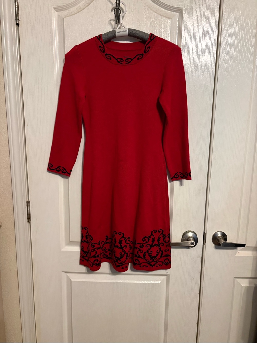 Jessica Howard Red Mid-Sleeve Sweater Dress with Black Scroll Trim S